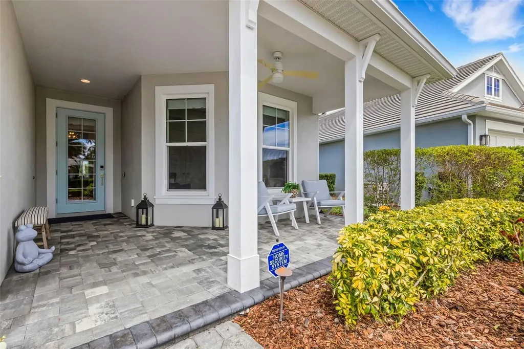 8034 Sandstar Way Sarasota FL 34240
