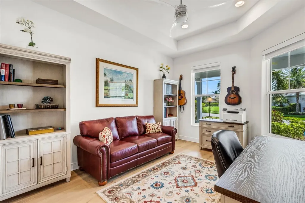 8034 Sandstar Way Sarasota FL 34240