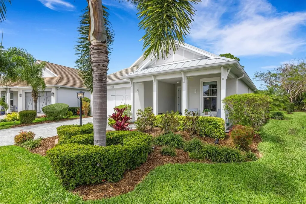 8034 Sandstar Way Sarasota FL 34240
