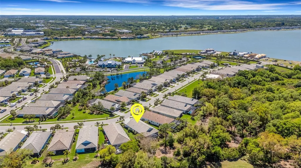 8034 Sandstar Way Sarasota FL 34240
