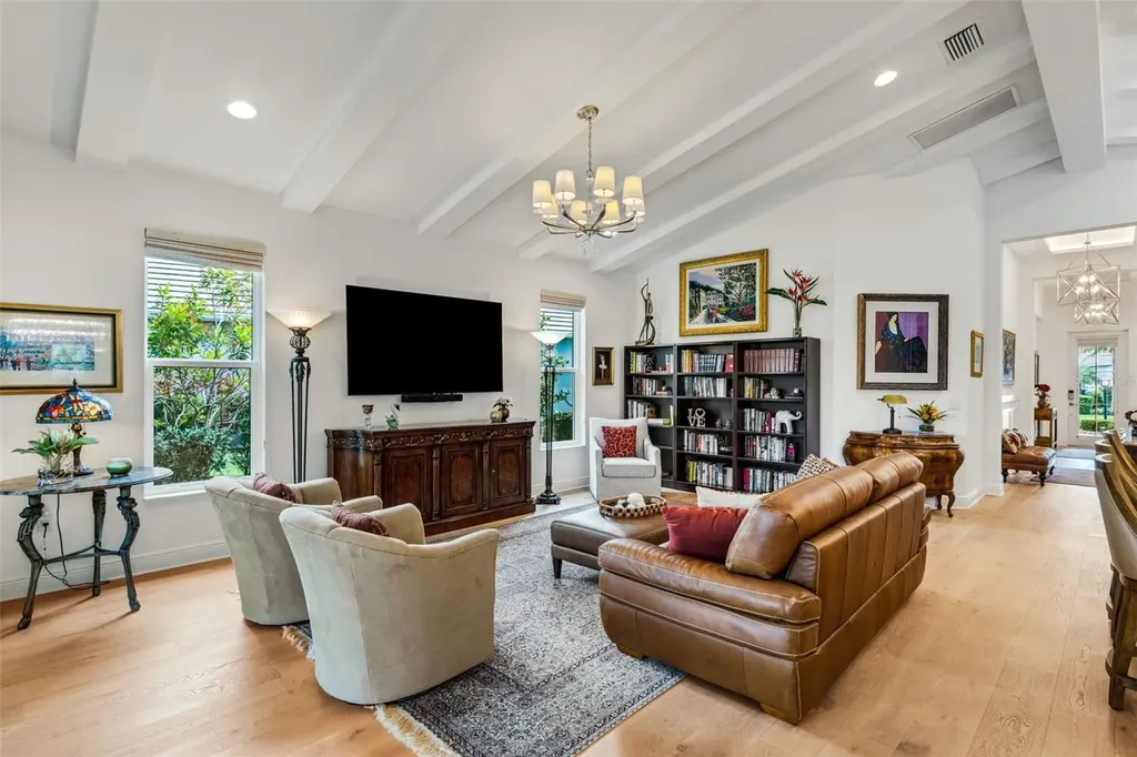 8034 Sandstar Way Sarasota FL 34240