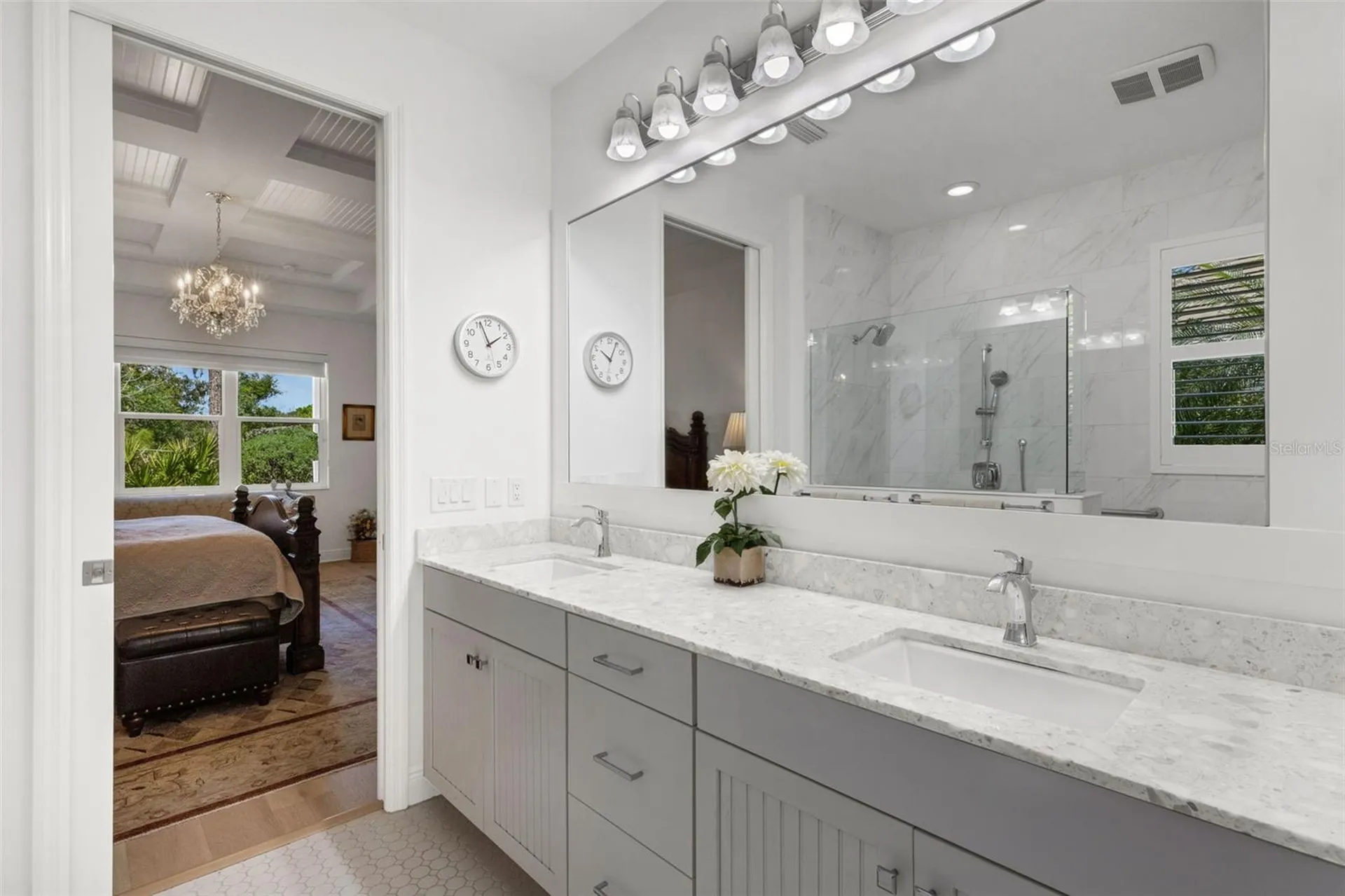 8034 Sandstar Way Sarasota FL 34240