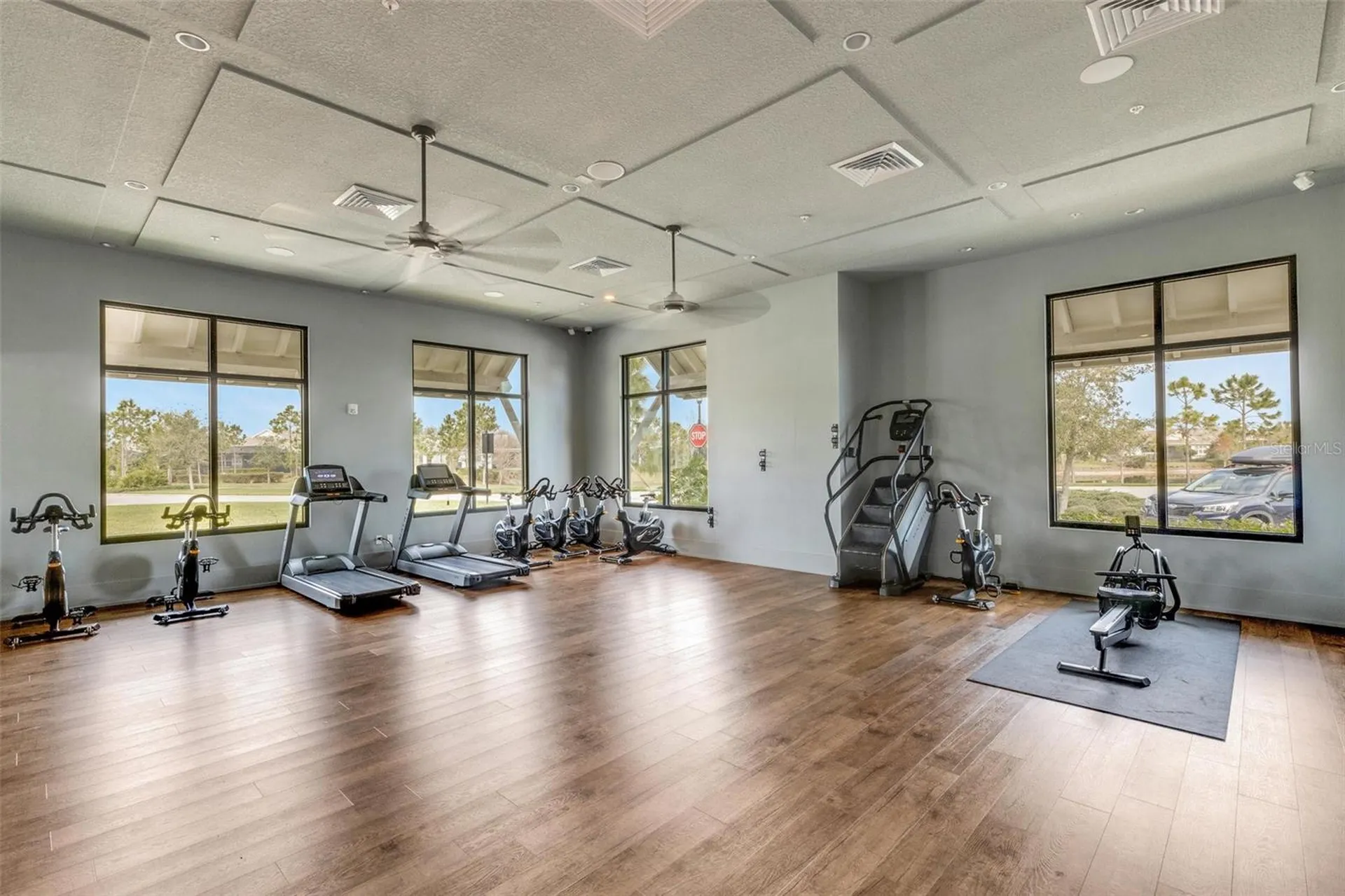 8034 Sandstar Way Sarasota FL 34240