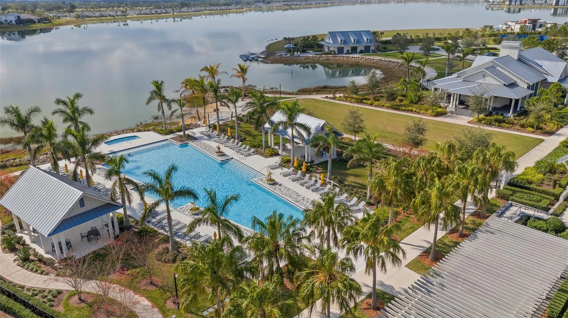 8034 Sandstar Way Sarasota FL 34240
