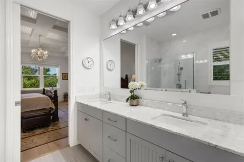 8034 Sandstar Way Sarasota FL 34240