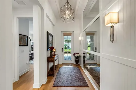 8034 Sandstar Way Sarasota FL 34240