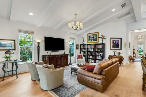 8034 Sandstar Way Sarasota FL 34240