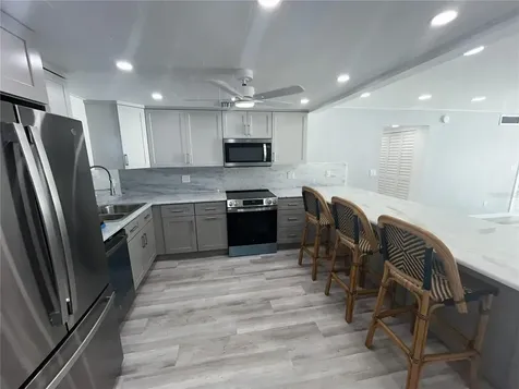 7625 Sun Island Drive S South Pasadena FL 33707