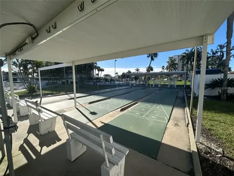 7625 Sun Island Drive S South Pasadena FL 33707