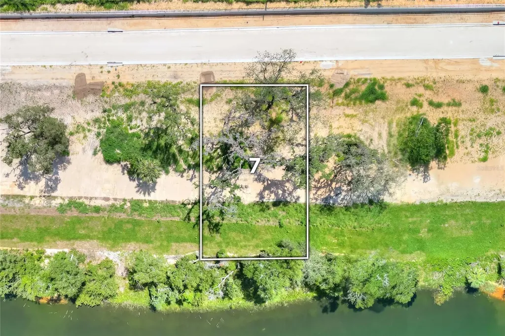 169 Tranquil Mirror Lake Court Clermont FL 34711
