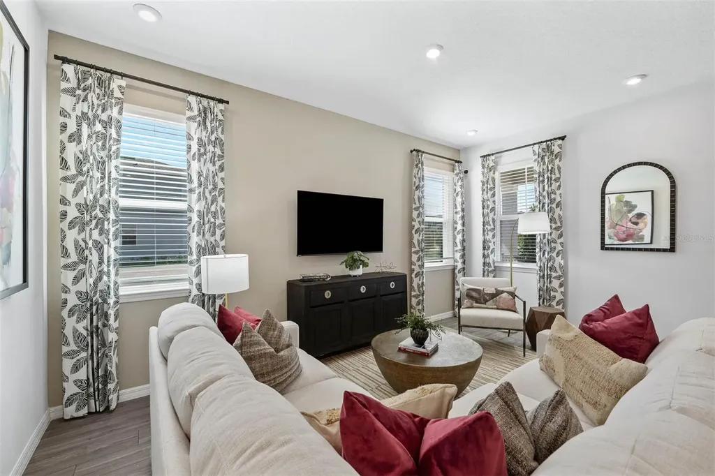 320 Belmond Drive Debary FL 32713