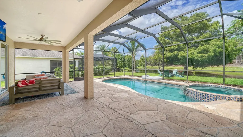 6122 Blue Runner Court Lakewood Ranch FL 34202