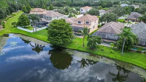6122 Blue Runner Court Lakewood Ranch FL 34202