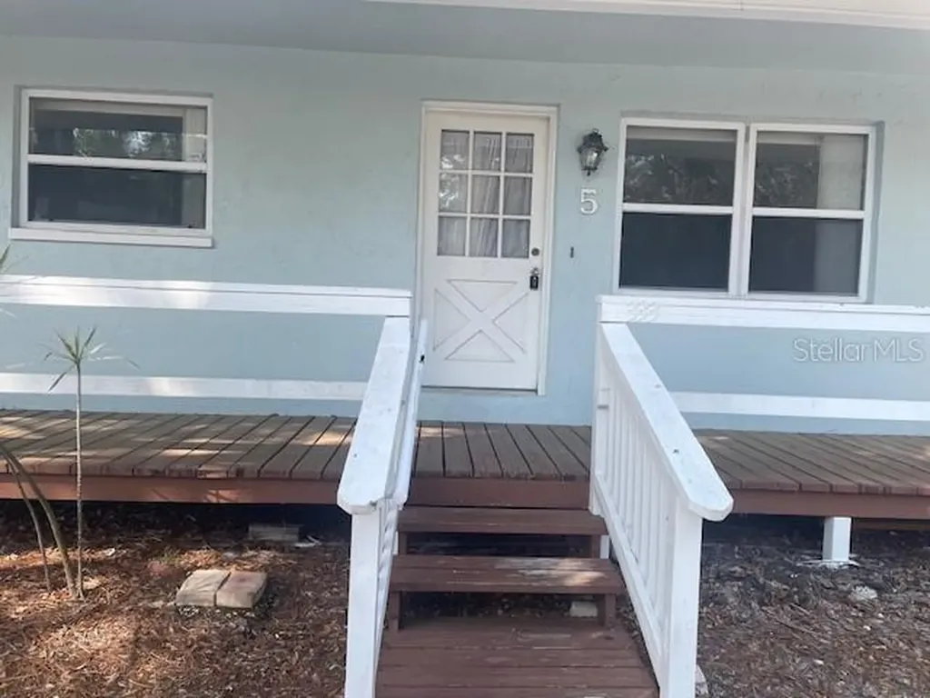 333 Lagoon Drive Palm Harbor FL 34683