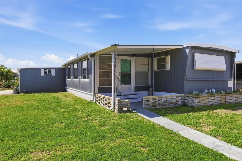 1112 46th Avenue Drive E Ellenton FL 34222