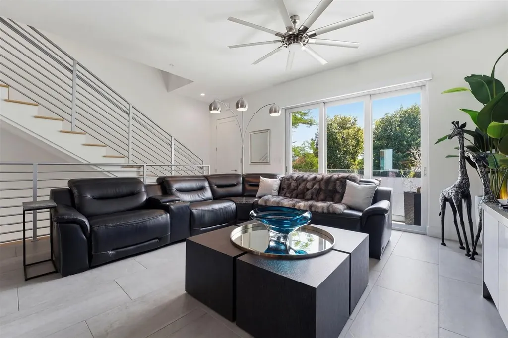 620 Rawls Avenue Sarasota FL 34236