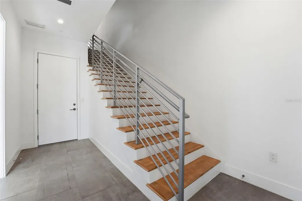 620 Rawls Avenue Sarasota FL 34236