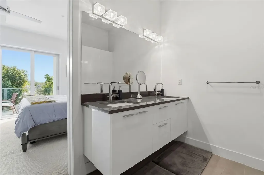 620 Rawls Avenue Sarasota FL 34236