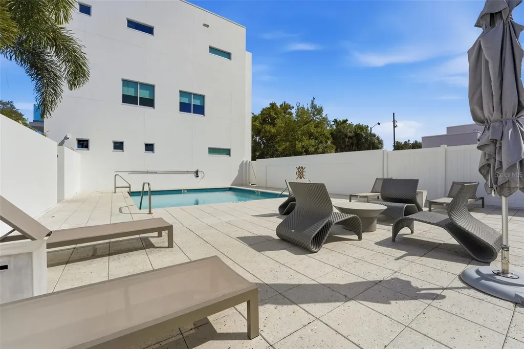 620 Rawls Avenue Sarasota FL 34236