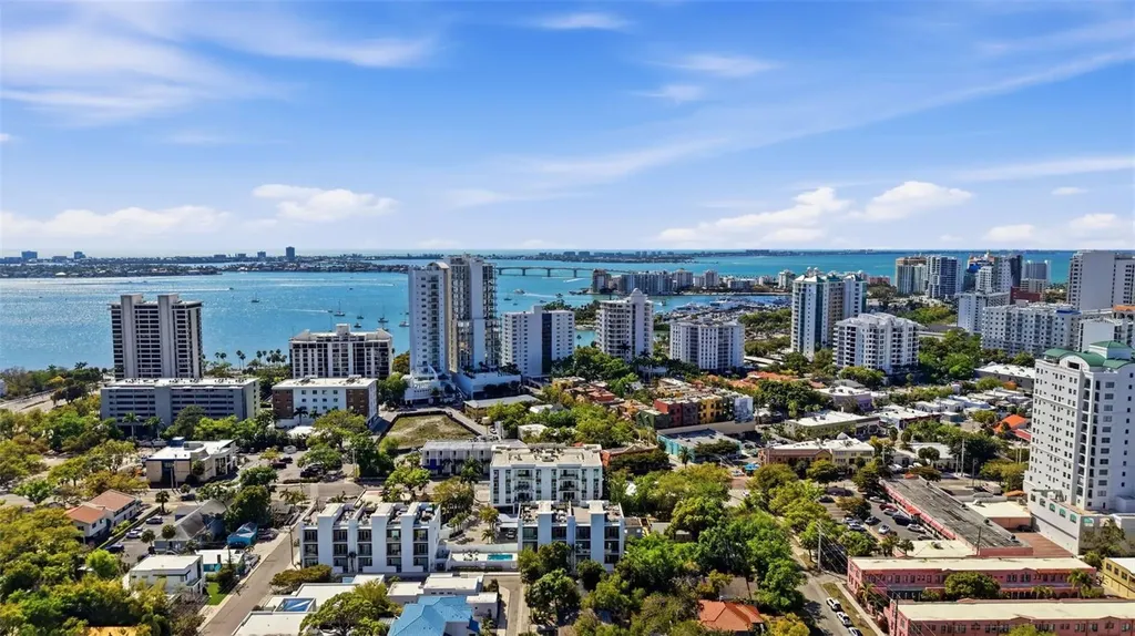 620 Rawls Avenue Sarasota FL 34236