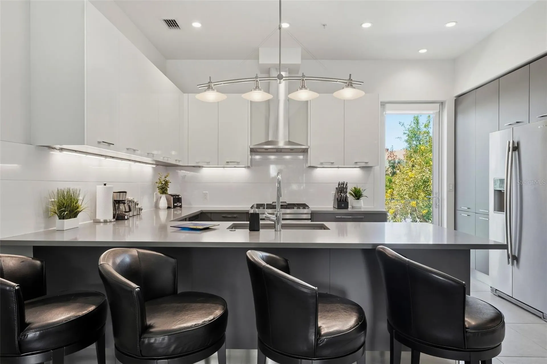 620 Rawls Avenue Sarasota FL 34236