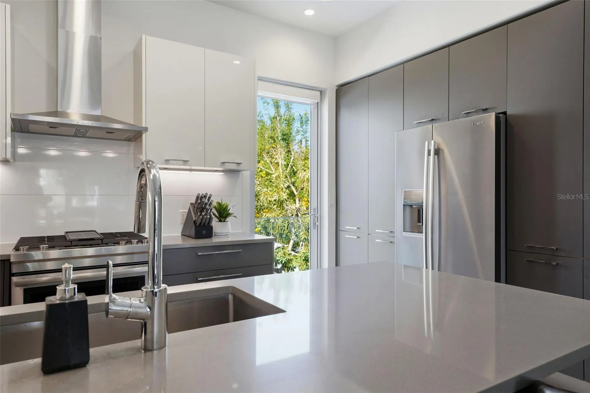 620 Rawls Avenue Sarasota FL 34236
