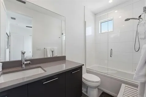 620 Rawls Avenue Sarasota FL 34236