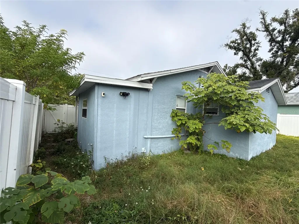 8007 N Klondyke Street Tampa FL 33604