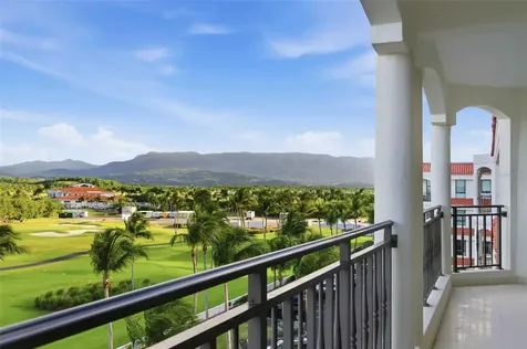 406 Coco Beach Boulevard Rio Grande PR 00745