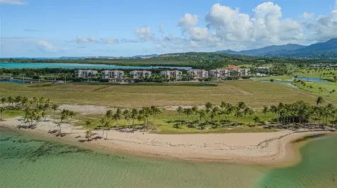 406 Coco Beach Boulevard Rio Grande PR 00745