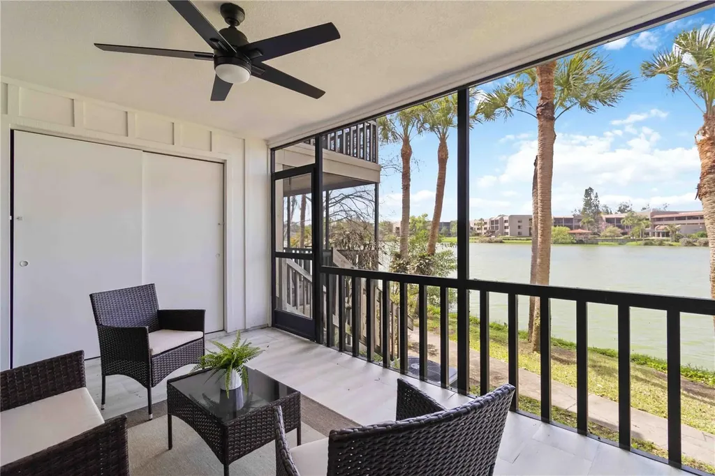 5345 Lake Arrowhead Trail Sarasota FL 34231