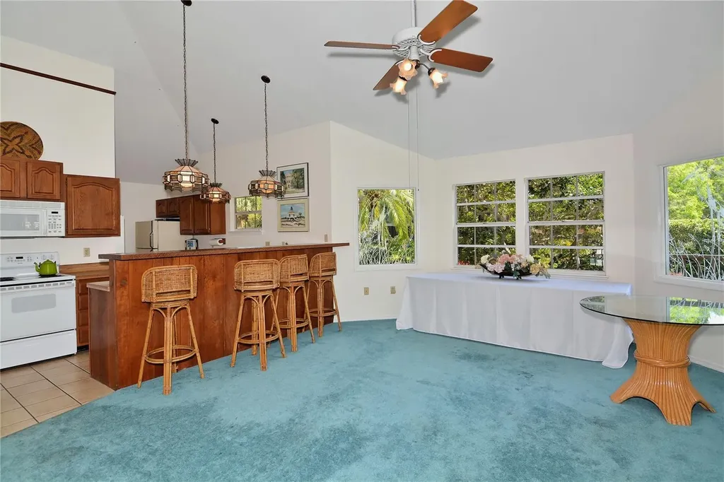 5345 Lake Arrowhead Trail Sarasota FL 34231