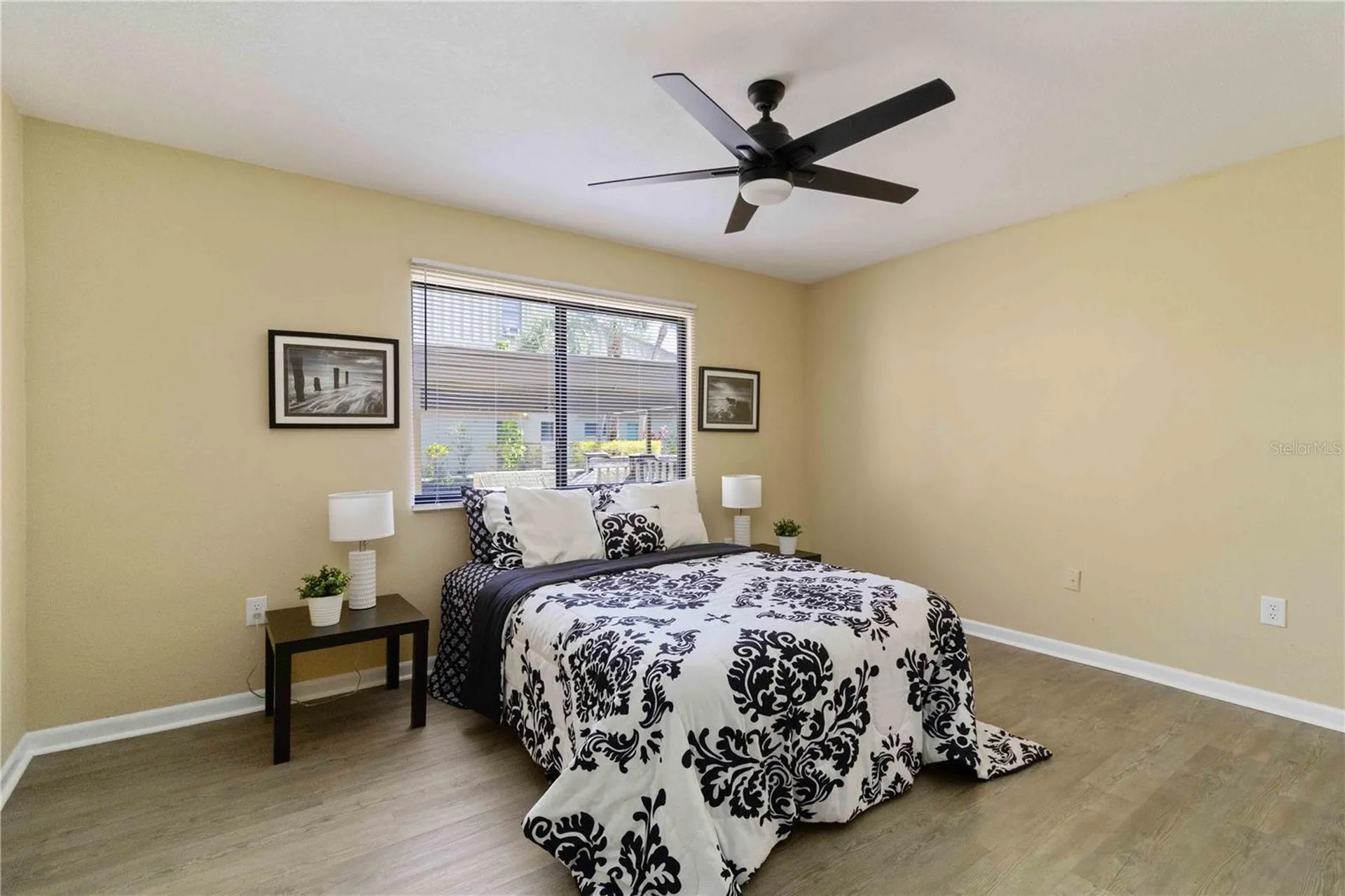 5345 Lake Arrowhead Trail Sarasota FL 34231