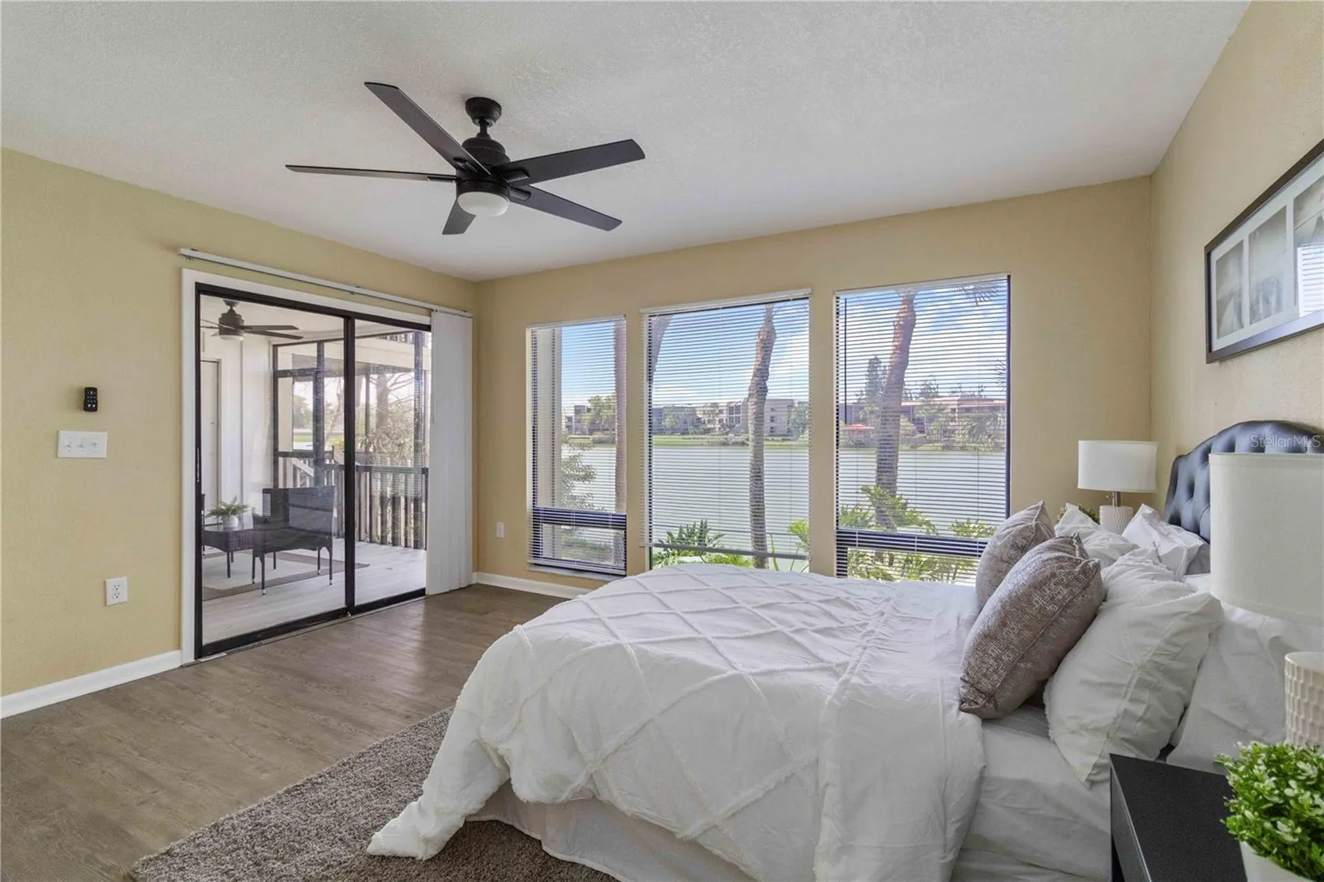 5345 Lake Arrowhead Trail Sarasota FL 34231