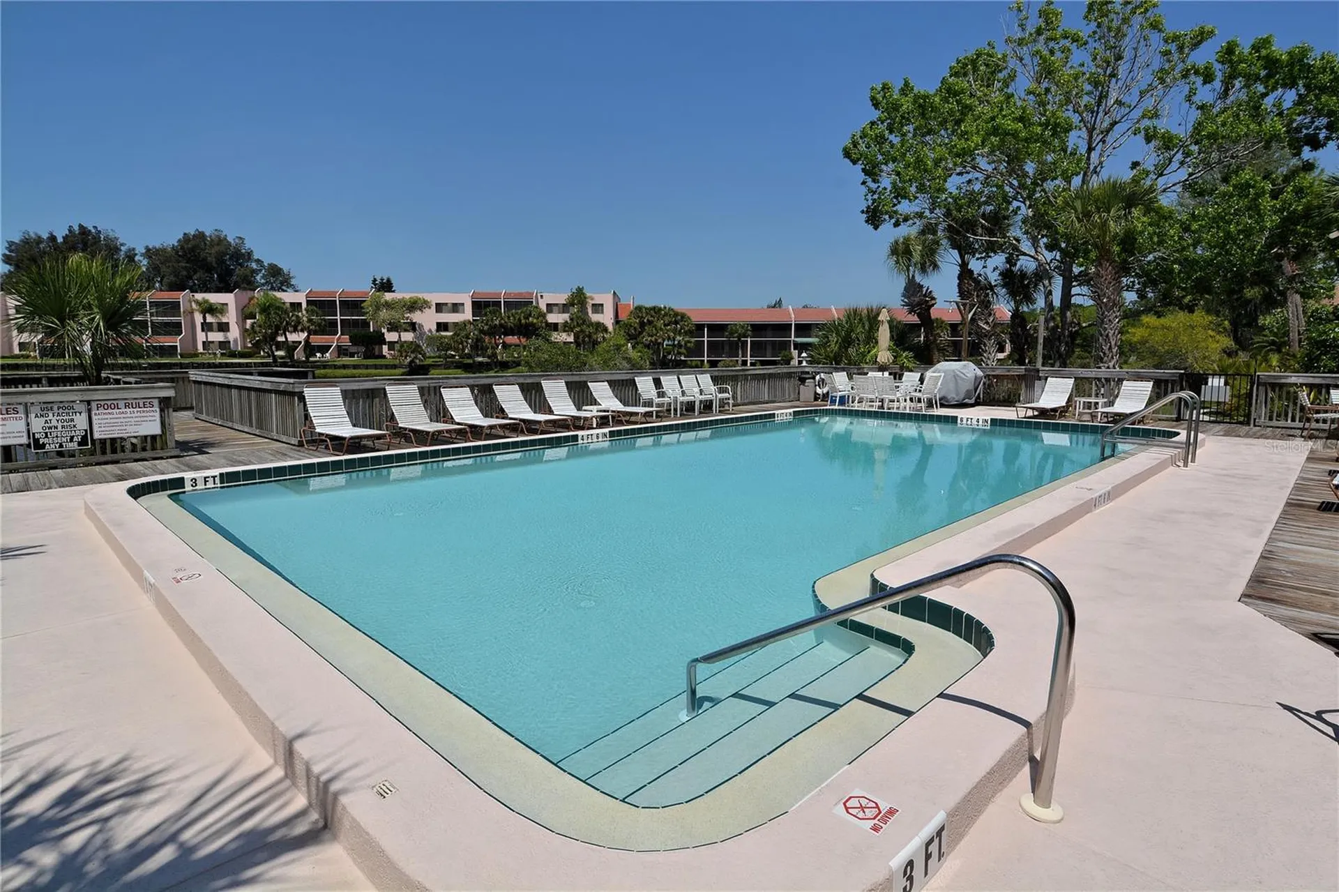 5345 Lake Arrowhead Trail Sarasota FL 34231