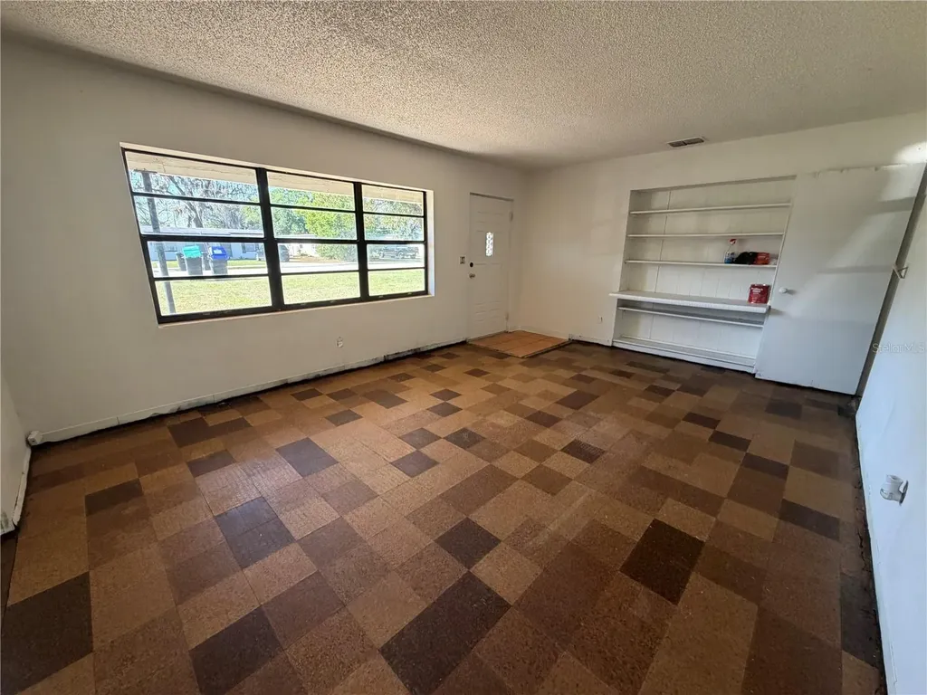917 Locust Avenue Orlando FL 32809