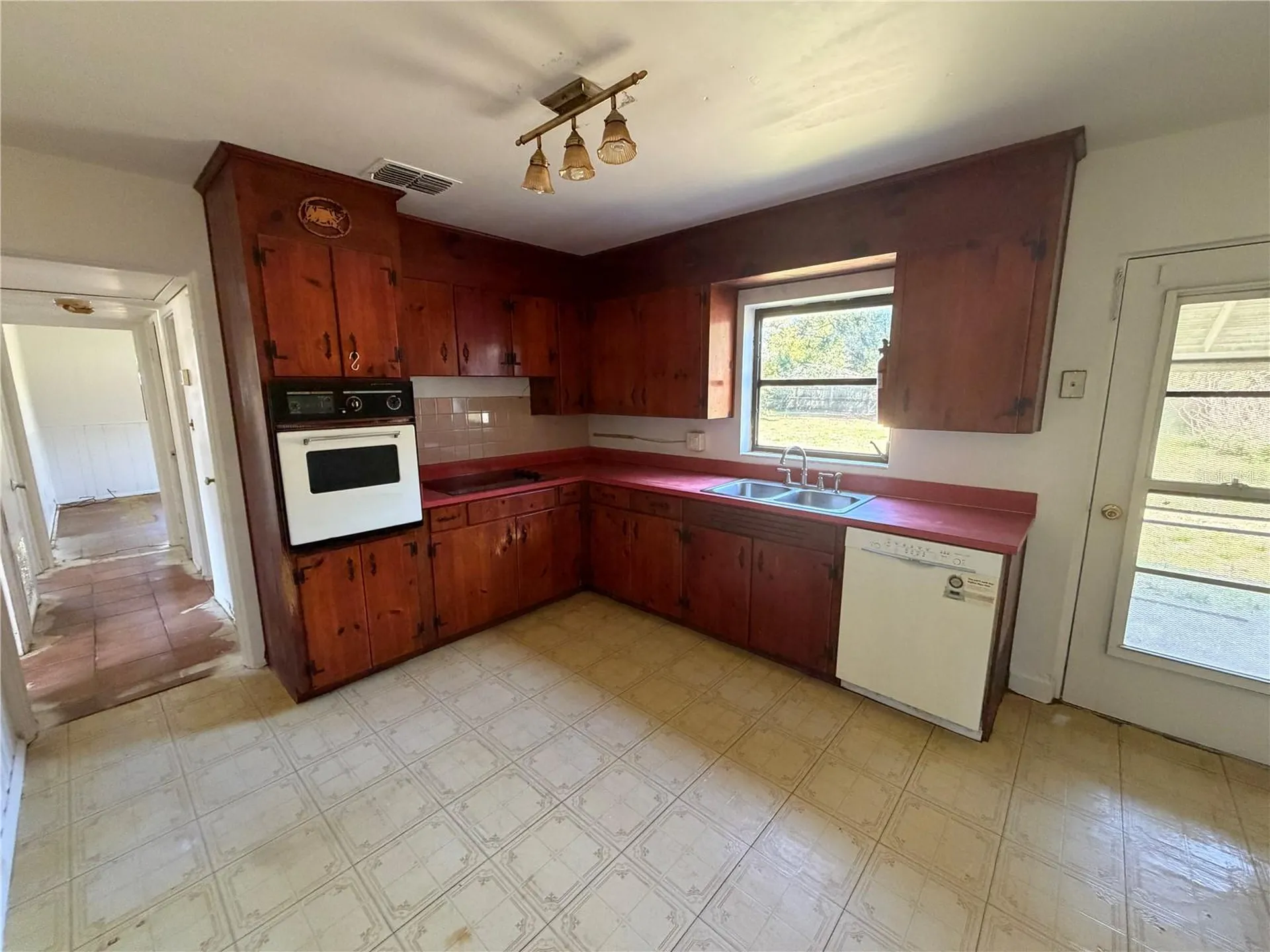 917 Locust Avenue Orlando FL 32809