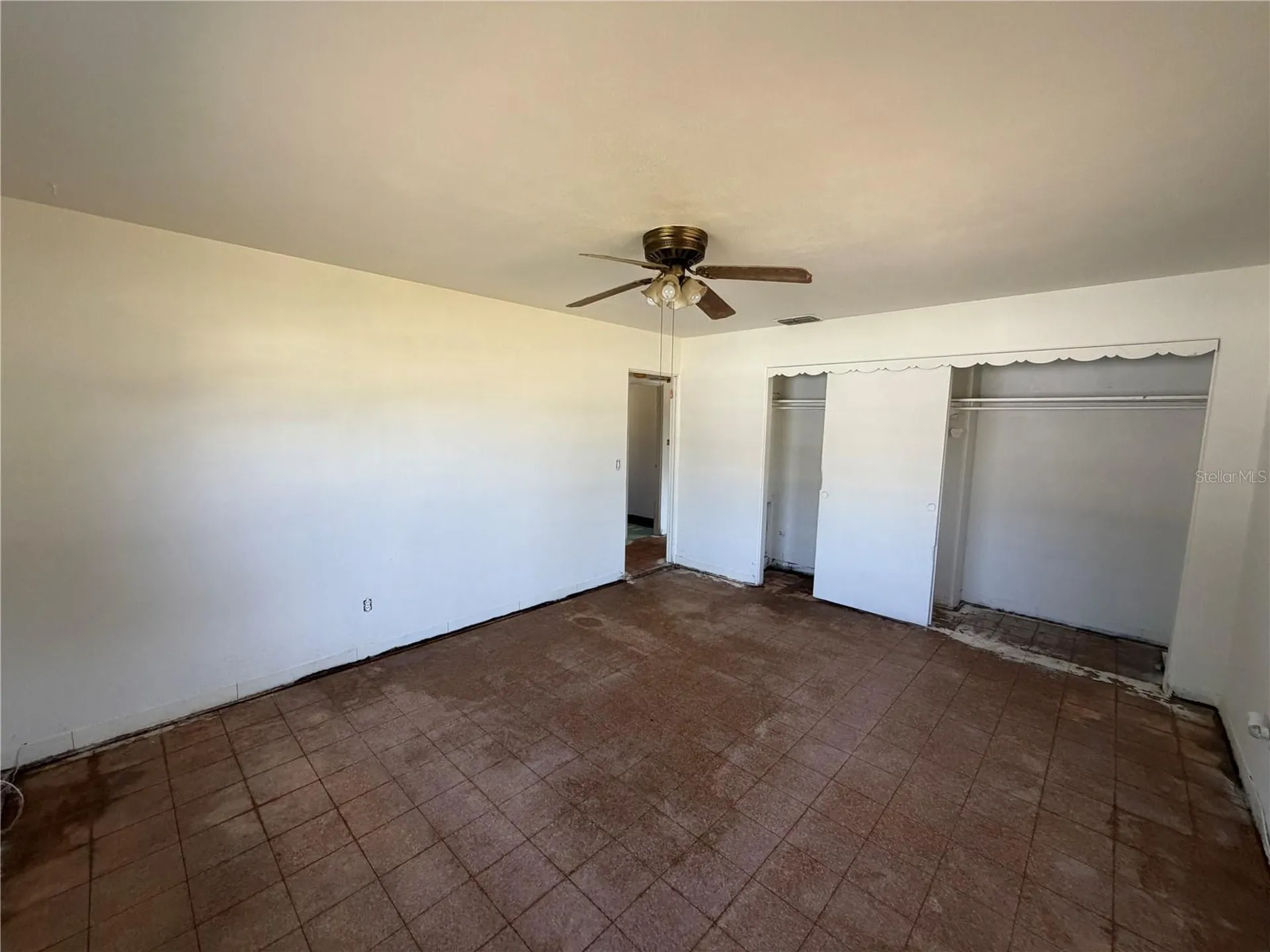 917 Locust Avenue Orlando FL 32809