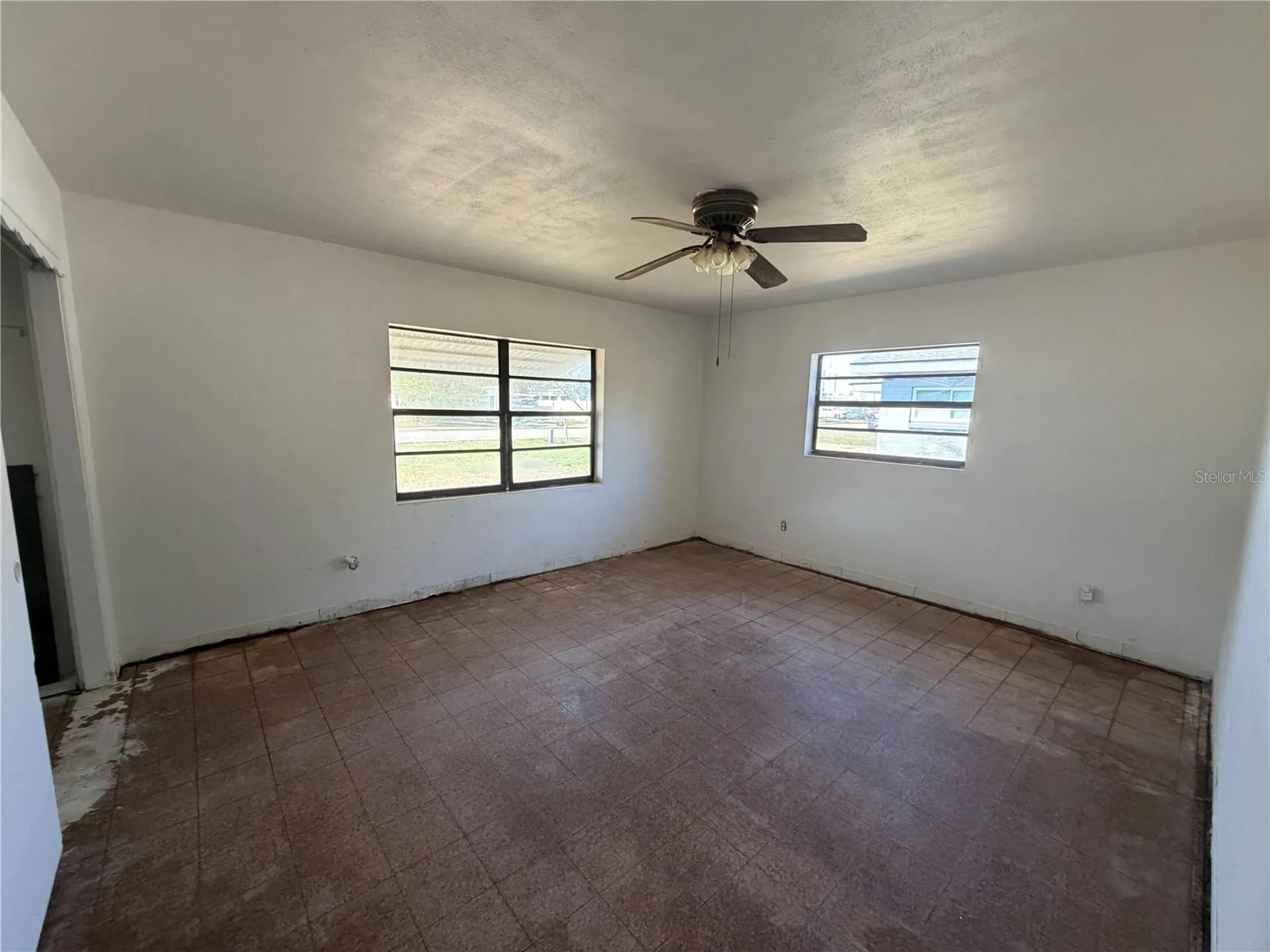 917 Locust Avenue Orlando FL 32809