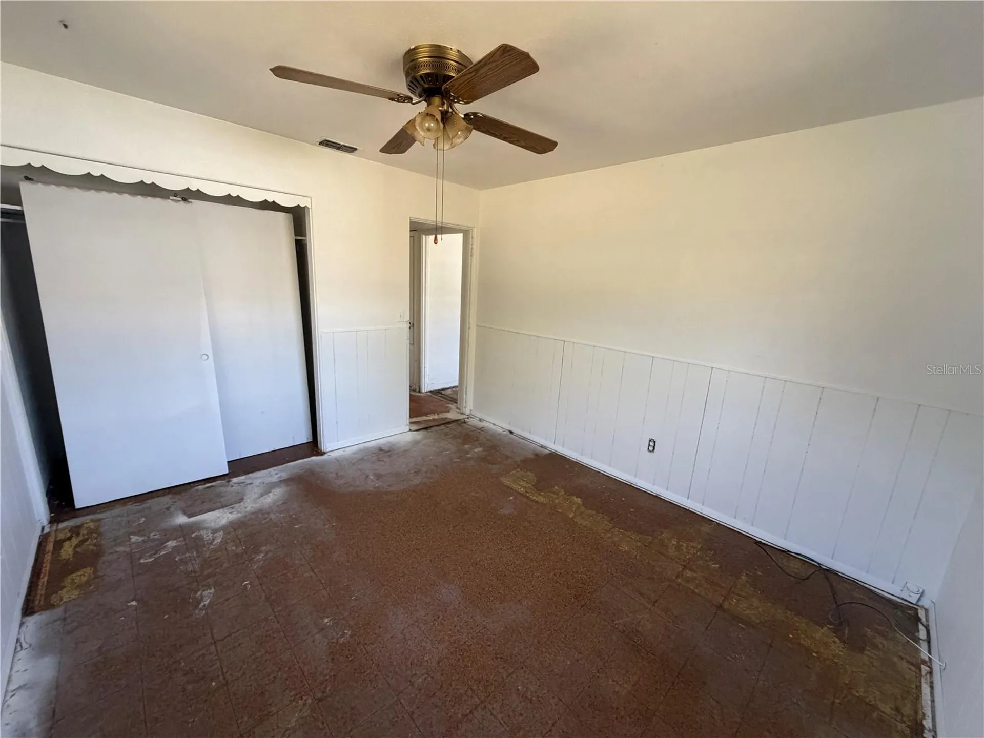 917 Locust Avenue Orlando FL 32809