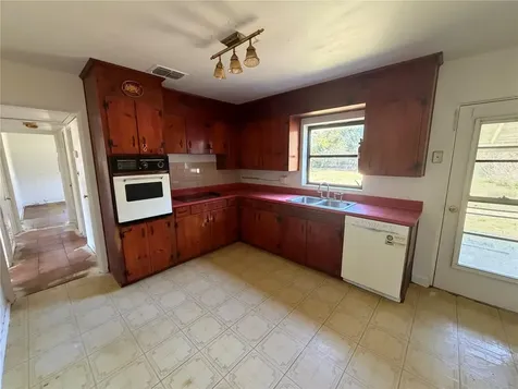 917 Locust Avenue Orlando FL 32809