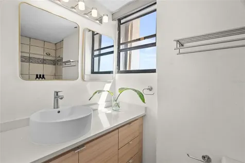 2306 Laurel San Juan PR 00913