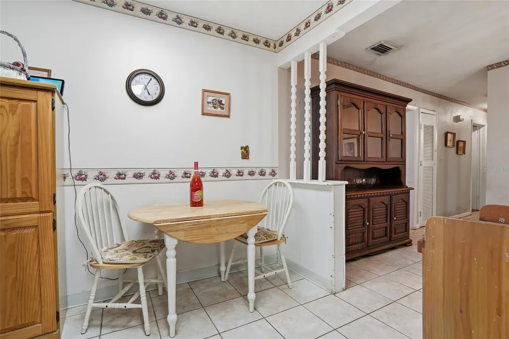 3312 W Burke Street Tampa FL 33614