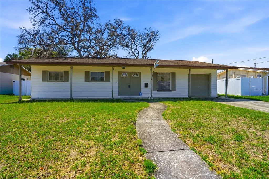 3312 W Burke Street Tampa FL 33614