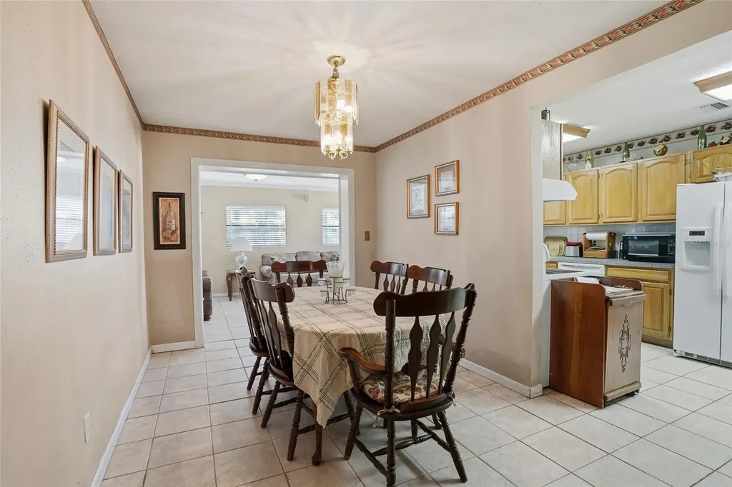 3312 W Burke Street Tampa FL 33614