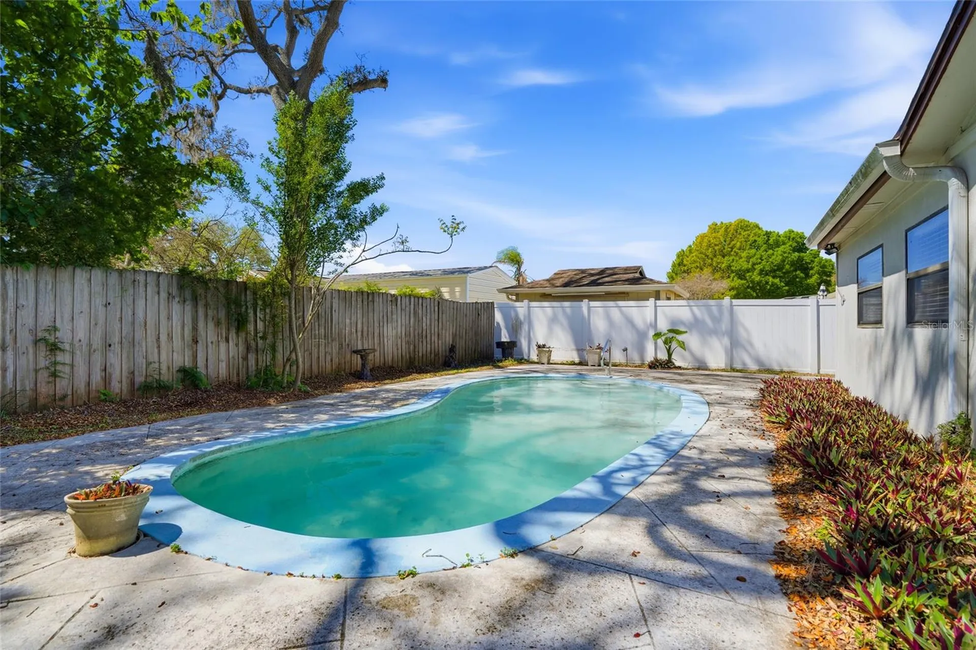 3312 W Burke Street Tampa FL 33614