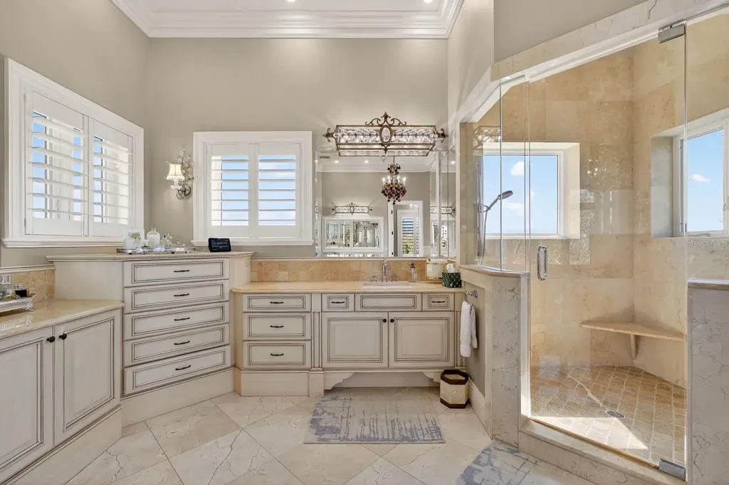 20 Rue Grande Mer Palm Coast FL 32137