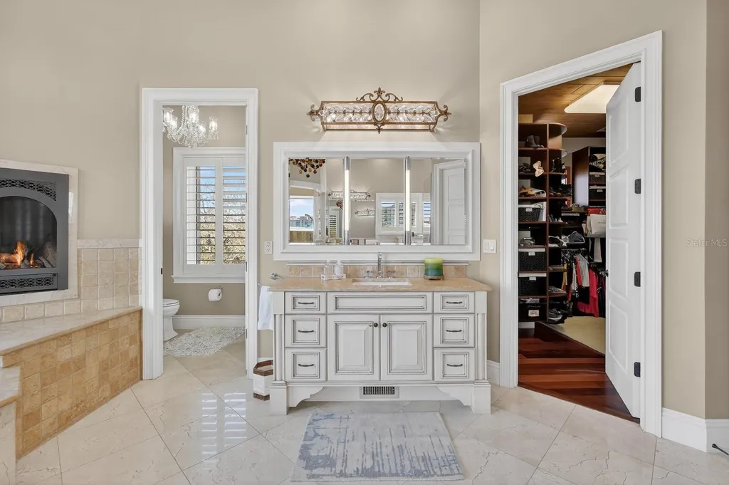 20 Rue Grande Mer Palm Coast FL 32137