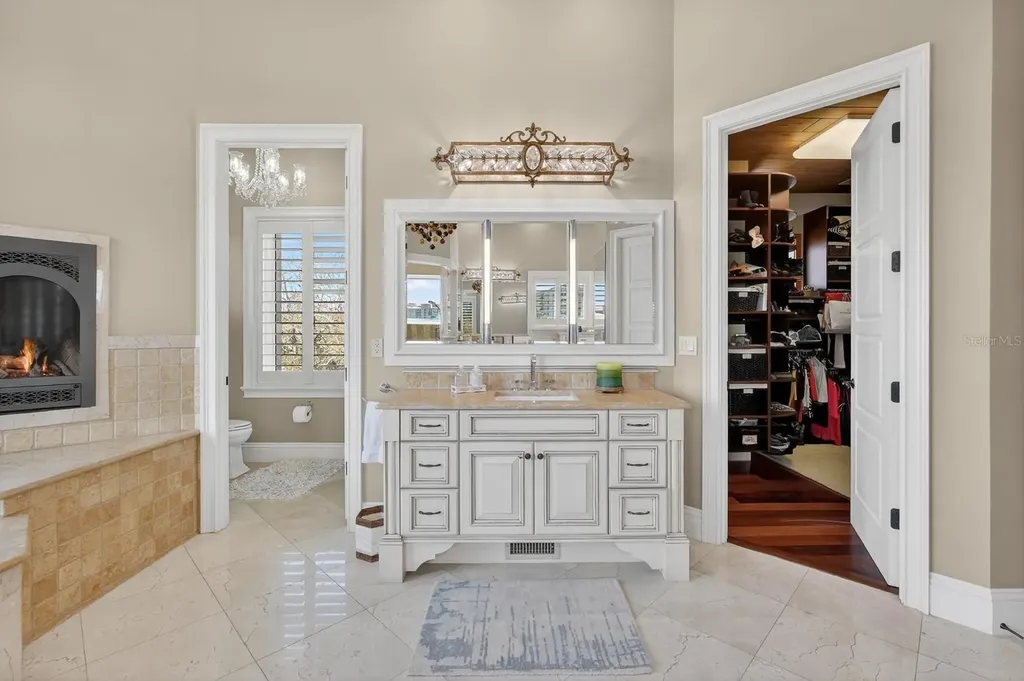 20 Rue Grande Mer Palm Coast FL 32137