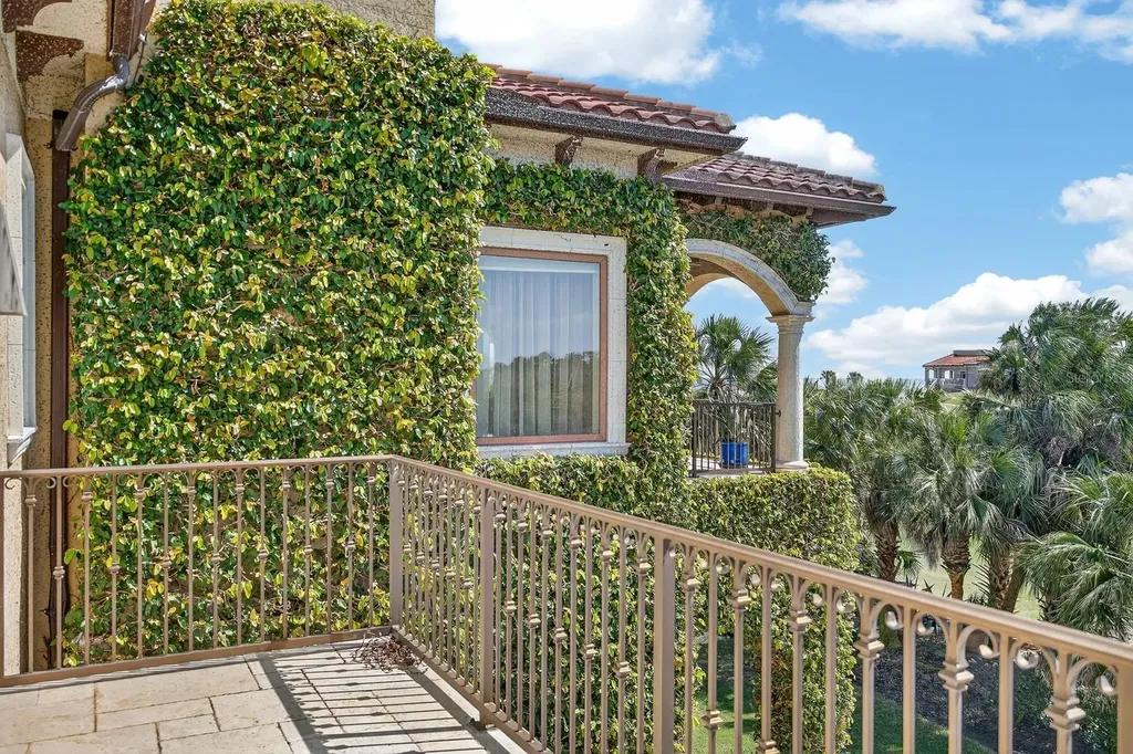 20 Rue Grande Mer Palm Coast FL 32137